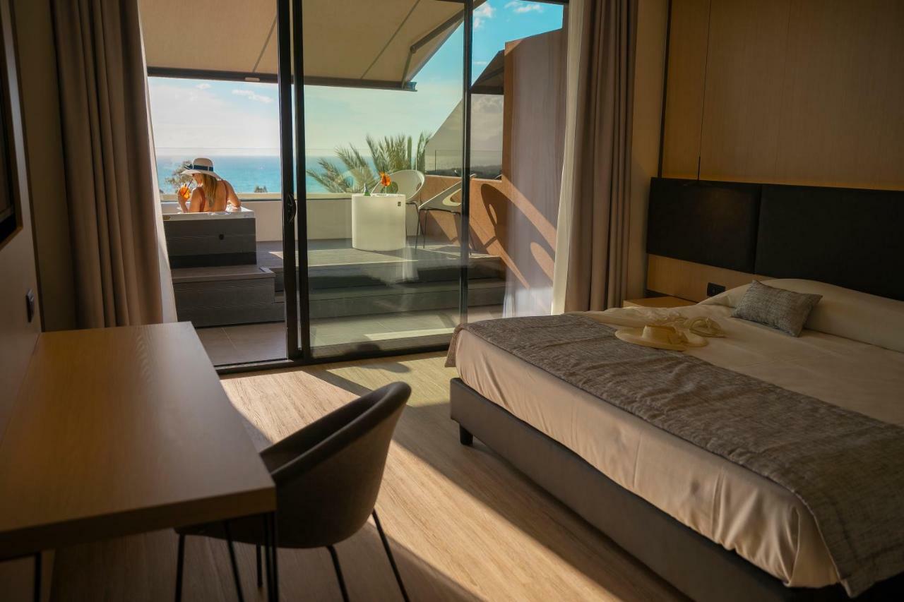 Hotel Costa Verde Cefalù Kültér fotó